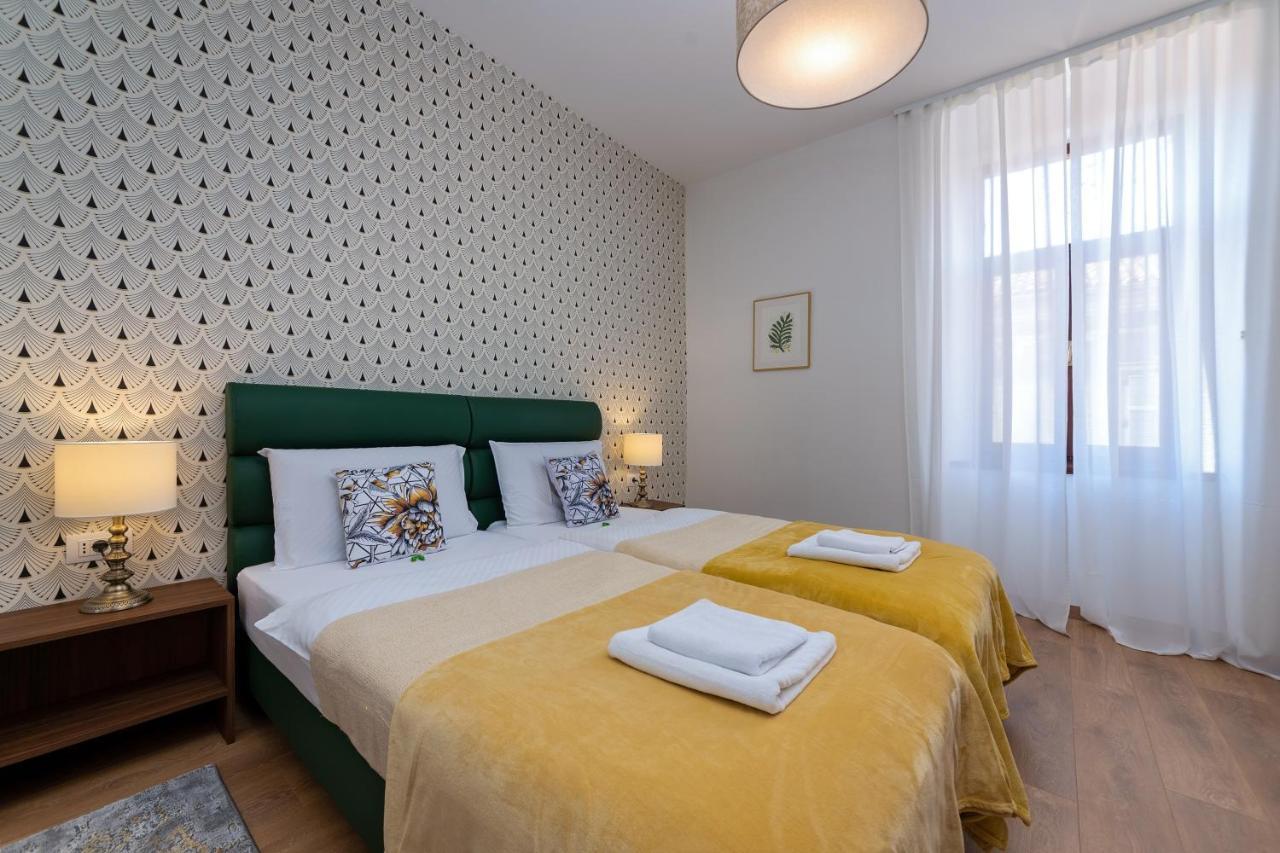 Aurora Rooms Pula Exterior foto